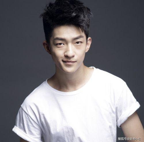 吃瓜直播间爆料娱乐圈男主播,揭秘直播间的瓜田秘闻 第3张 吃瓜直播间爆料娱乐圈男主播,揭秘直播间的瓜田秘闻 第3张